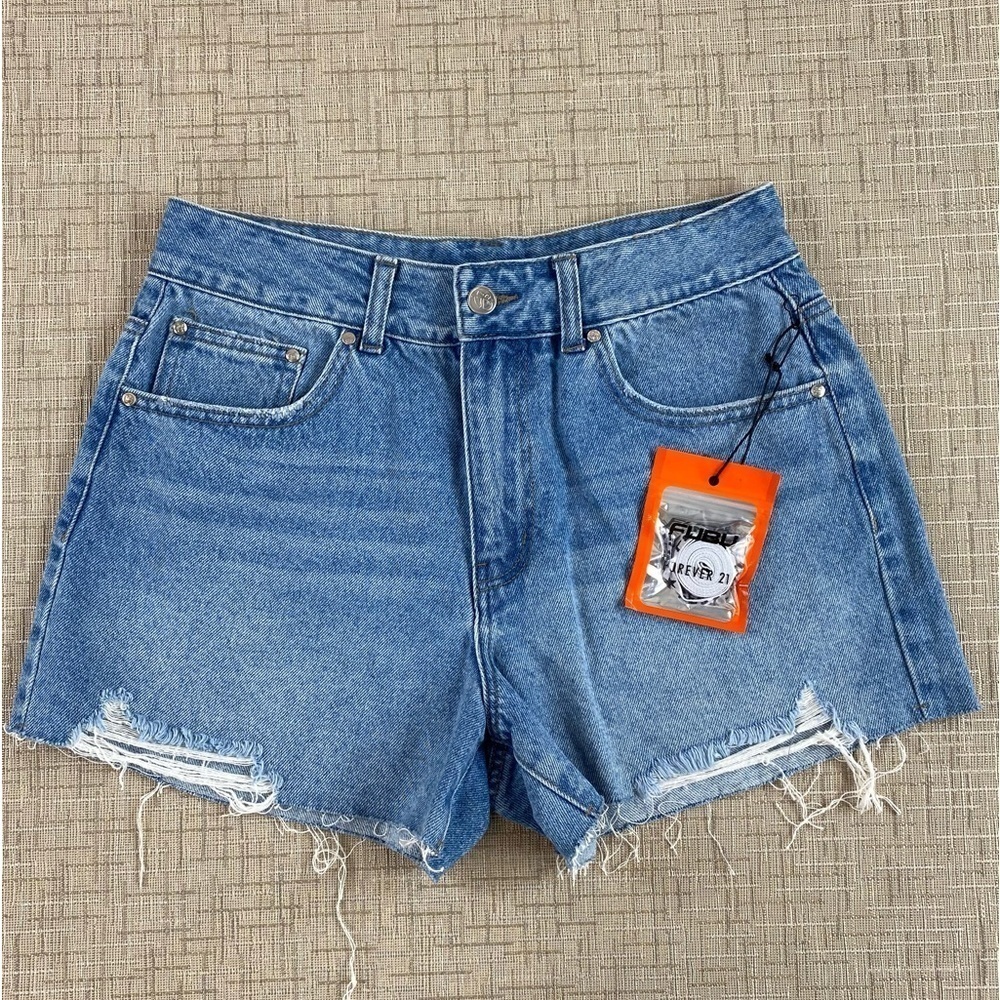 NEW FUBU Forever21 Denim Raw Hem Distressed Shorts Streetwear Sz M - Picture 5 of 13